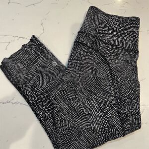 Lululemon Women's Align Capri Free Spirit Ice Grey Black